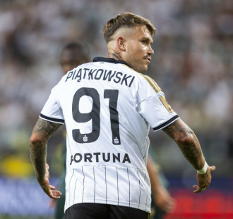 Niepokój w Legii. Kamil Piątkowski opuścił boisko z kontuzją