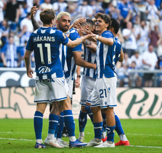 Lech Poznań rozgromił KÍ Klaksvík. Polska umacnia pozycję w rankingu UEFA